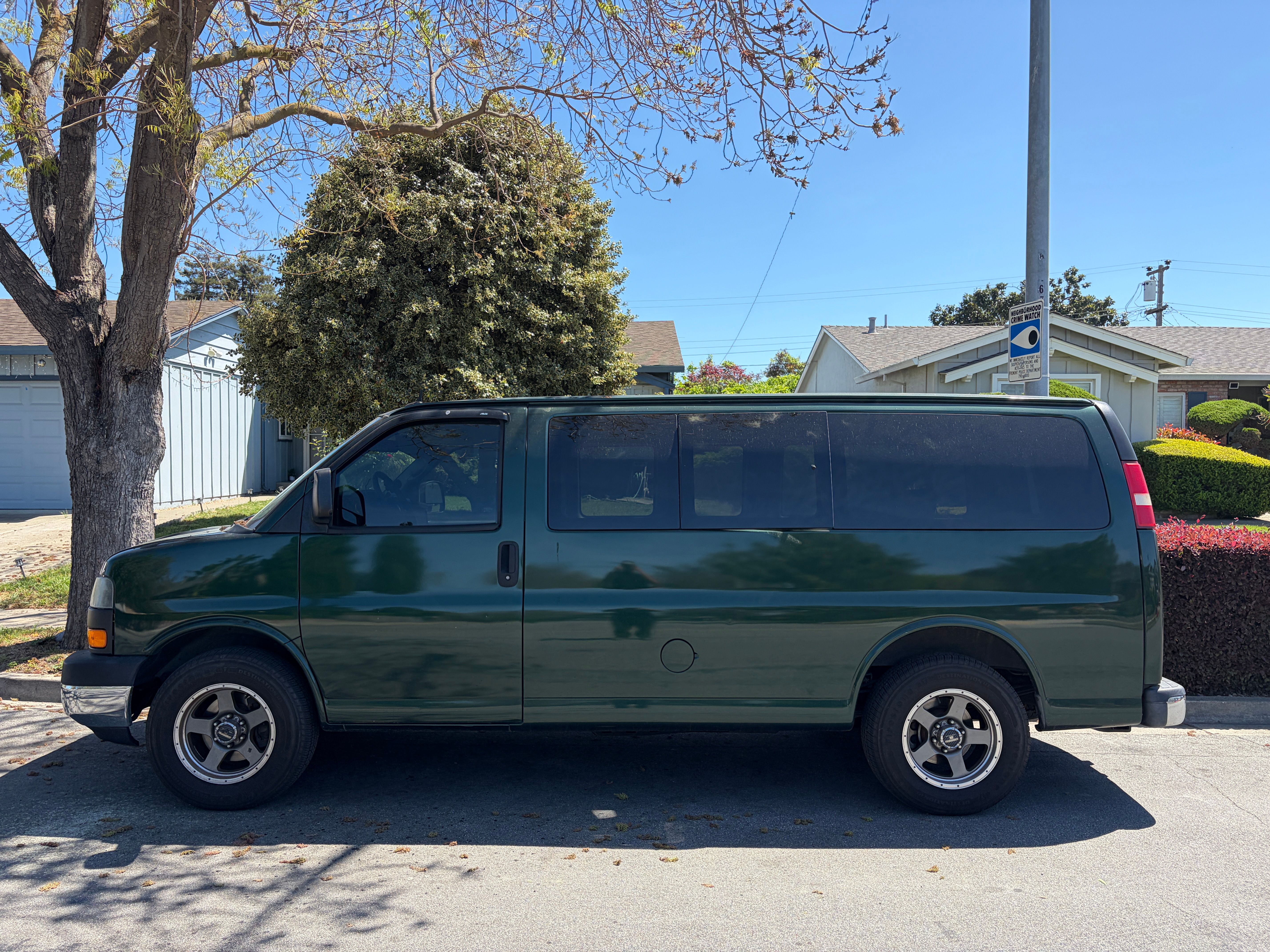 Used 2014 GMC Savana 1500 LT w/ LT Preferred Equipment Group RWD image 8