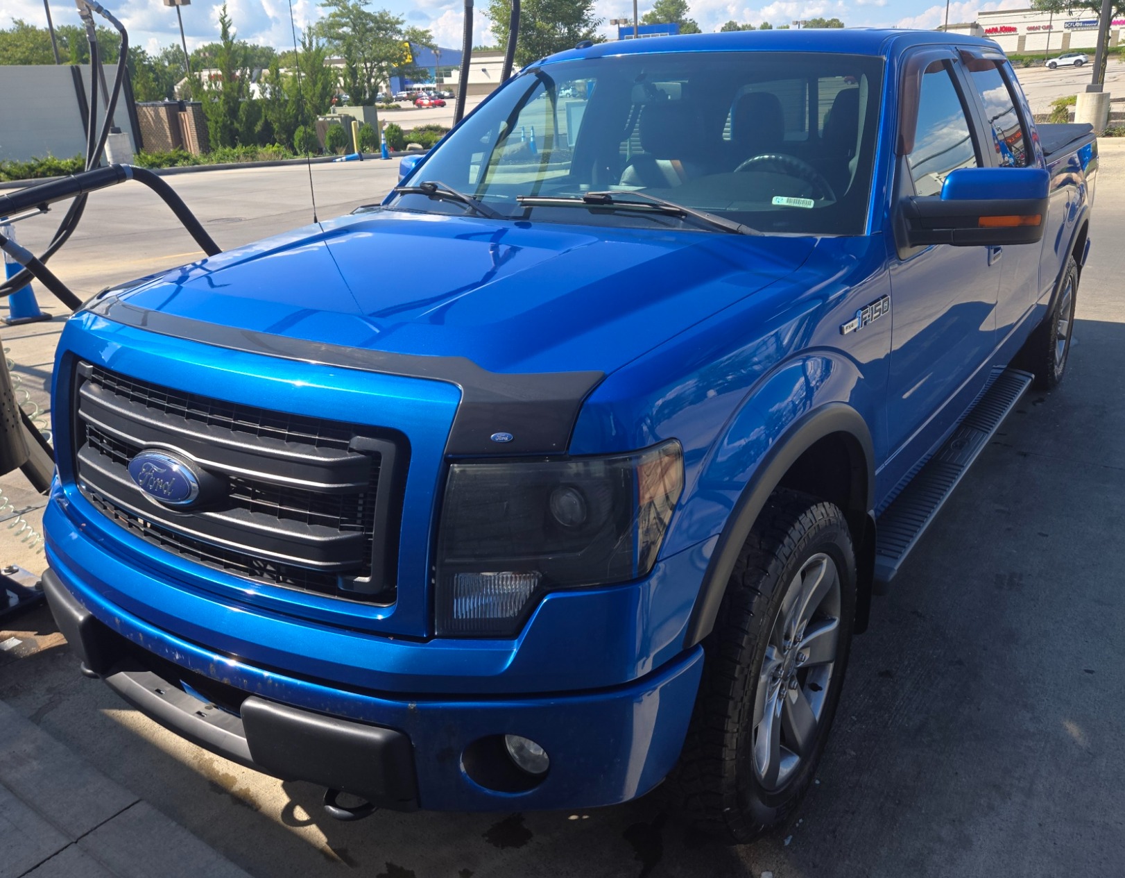 Used 2014 Ford F150 FX4 w/ Equipment Group 402A Luxury AWD/4WD image 4