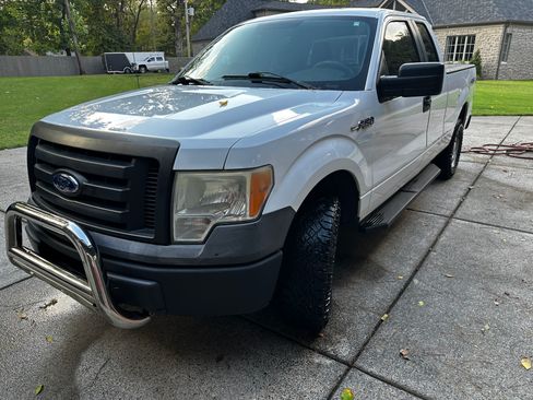 Used 2010 Ford F150 XL image 4