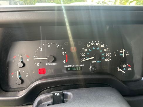 Used 1997 Jeep Wrangler SE AWD/4WD image 10