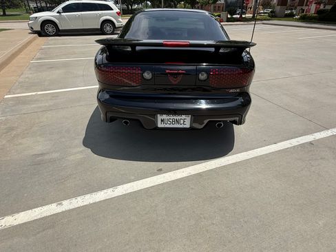 Used 2000 Pontiac Firebird Formula RWD image 11