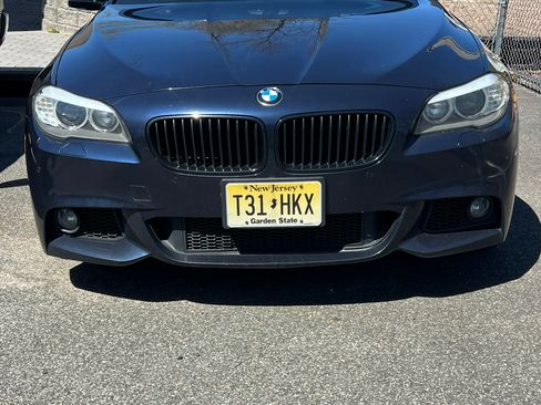 Used 2013 BMW 550i Sedan image 1