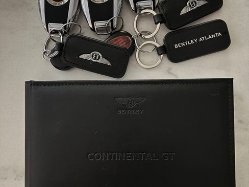 Used 2020 Bentley Continental GT V8 image 20