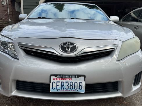Used 2010 Toyota Camry Hybrid image 17