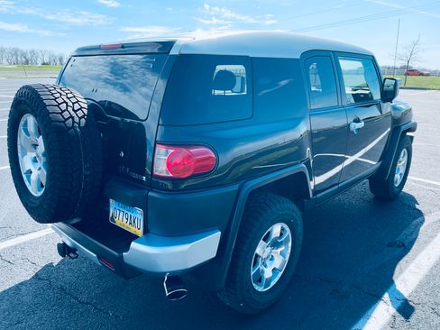 Used 2008 Toyota FJ Cruiser 4WD image 6