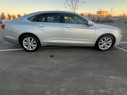 Used 2017 Chevrolet Impala LT image 1