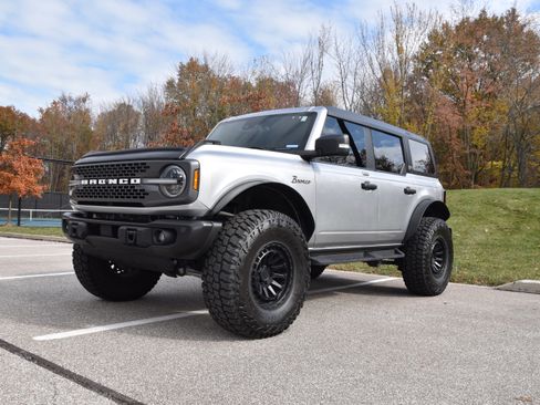 Used 2022 Ford Bronco Badlands image 21