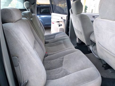 Used 2006 Chevrolet Avalanche LS w/ Avalanche South-West Package RWD image 2