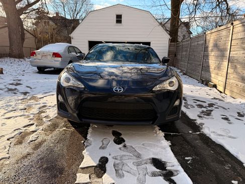 Used 2013 Scion FR-S image 2