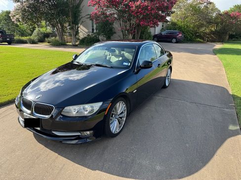 Used 2011 BMW 335i Convertible RWD image 1