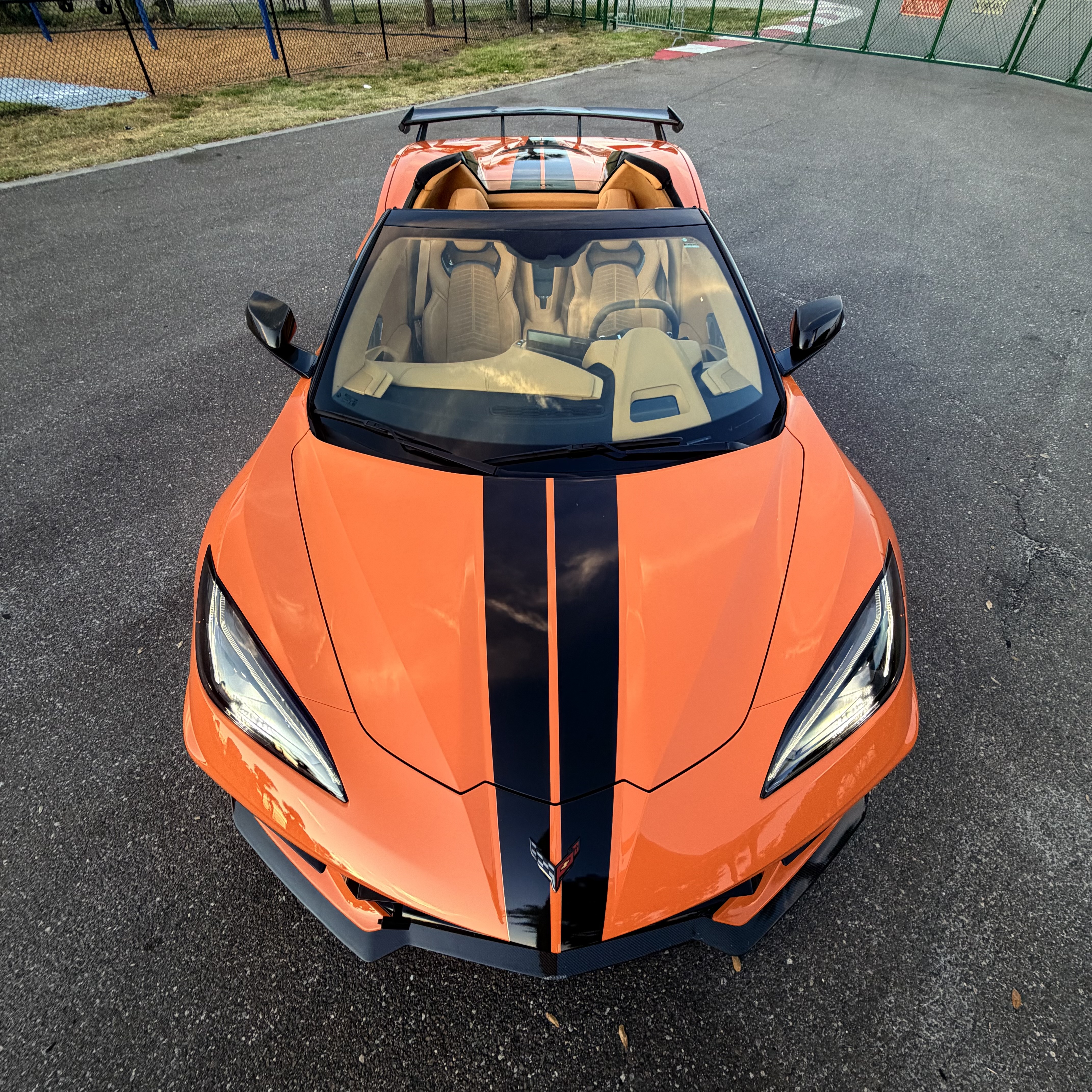 Used 2023 Chevrolet Corvette Stingray Premium Conv w/ Z51 Performance Package RWD image 2