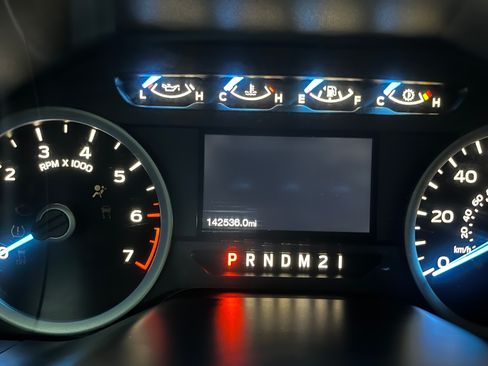 Used 2016 Ford F150 XLT w/ Equipment Group 302A Luxury image 8