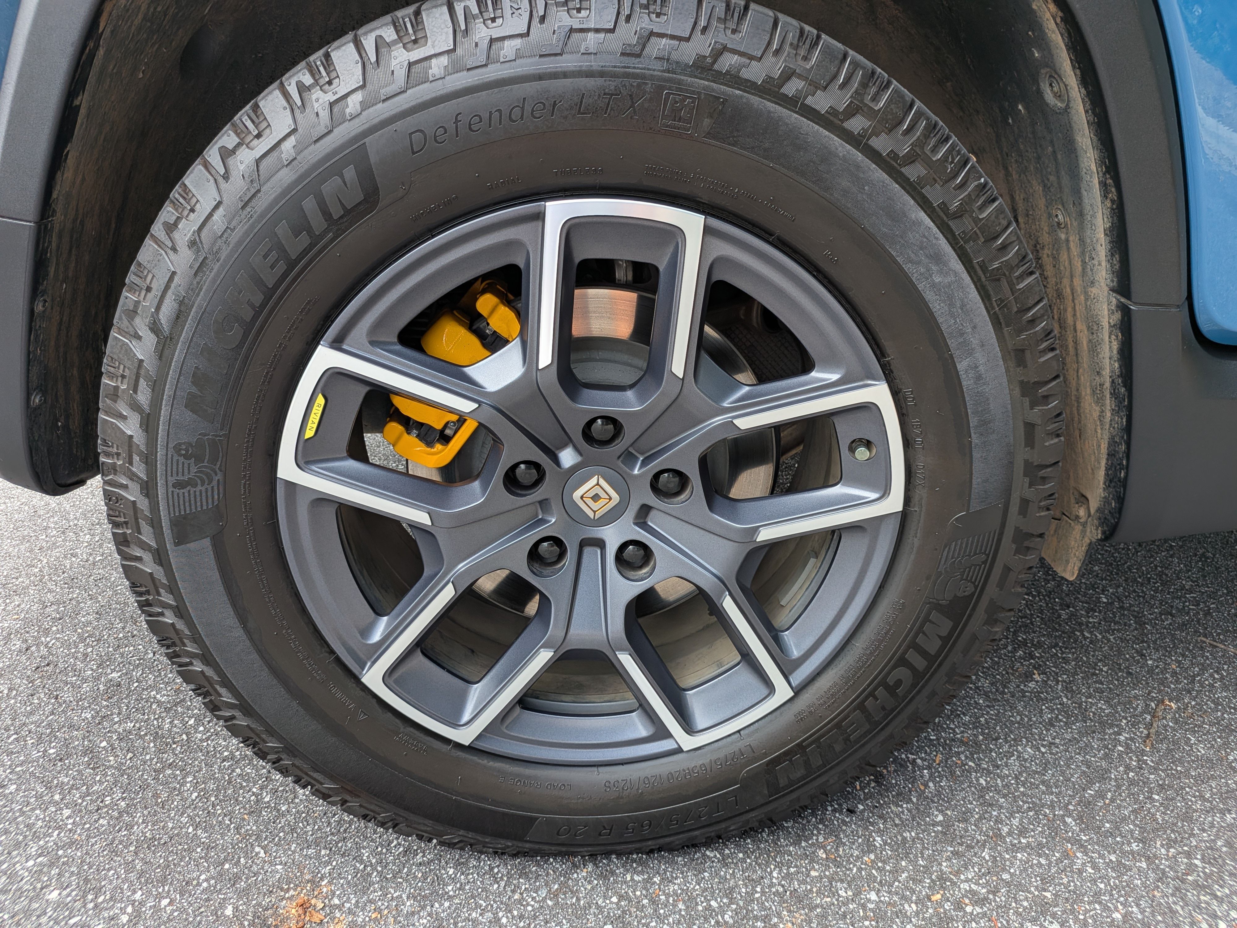 Used 2022 Rivian R1T Launch Edition AWD/4WD image 30