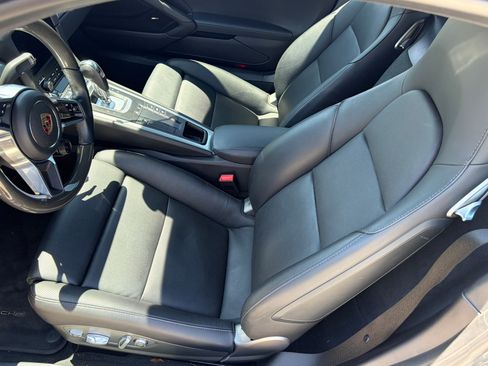Used 2025 Porsche 718 Cayman S RWD image 20