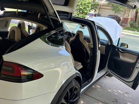 Used 2016 Tesla Model X Performance image 6