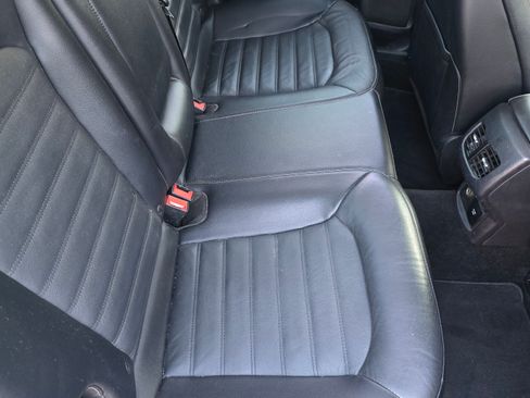 Used 2017 Ford Fusion Energi SE image 16