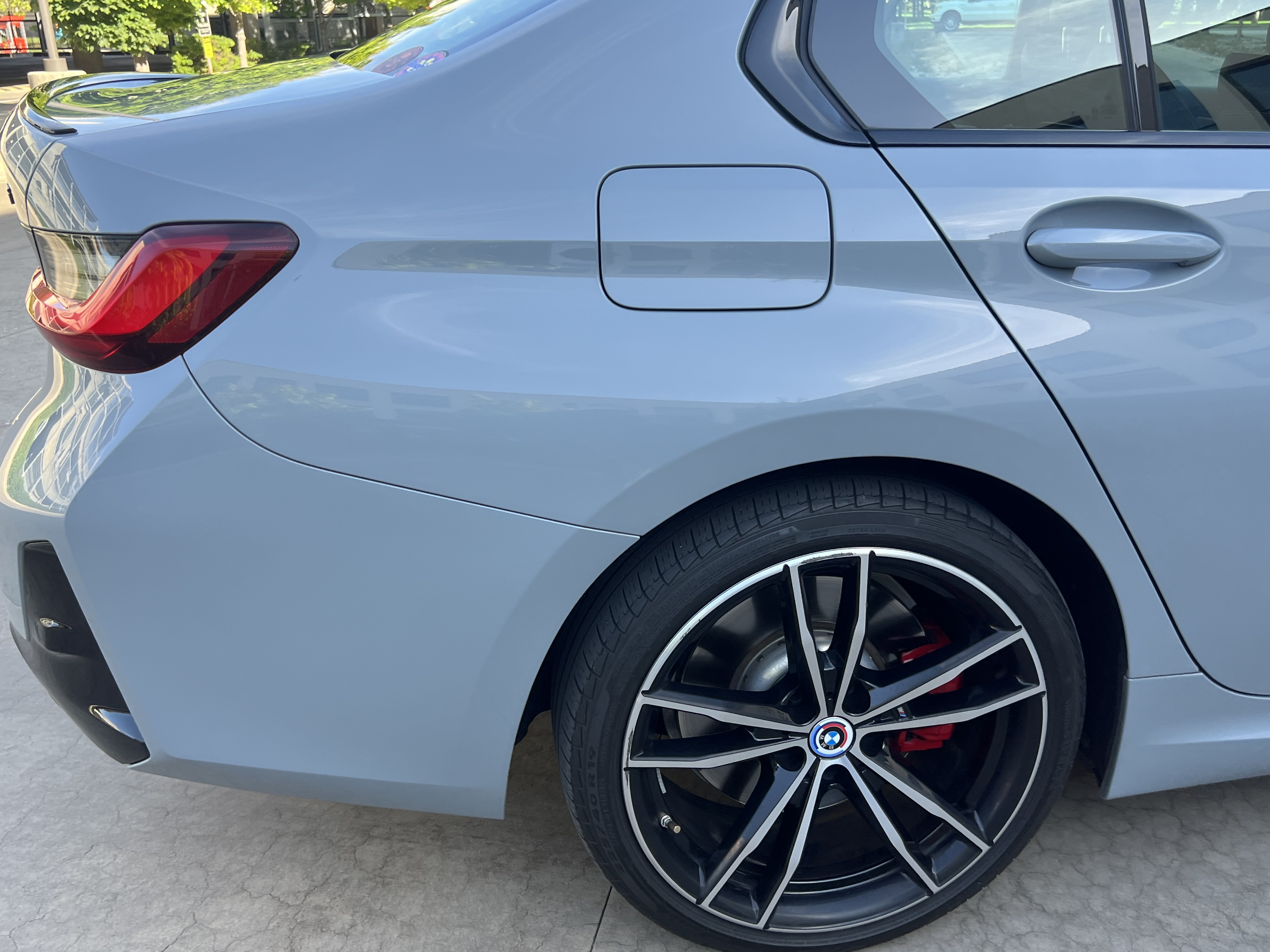 Used 2023 BMW 330i xDrive Sedan w/ M Sport Package AWD/4WD image 9