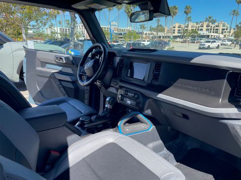 Used 2023 Ford Bronco Black Diamond image 17