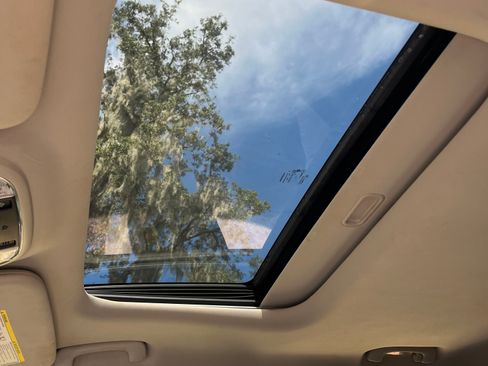 Used 2012 Jeep Grand Cherokee Laredo RWD image 13