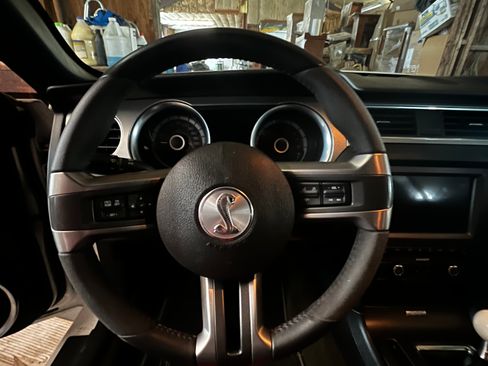 Used 2013 Ford Mustang Shelby GT500 image 14