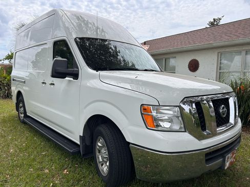 Used 2017 Nissan NV 2500 SL w/ Technology Package RWD image 4