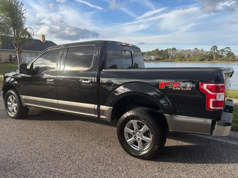 Used 2018 Ford F150 XLT w/ Equipment Group 302A Luxury image 11