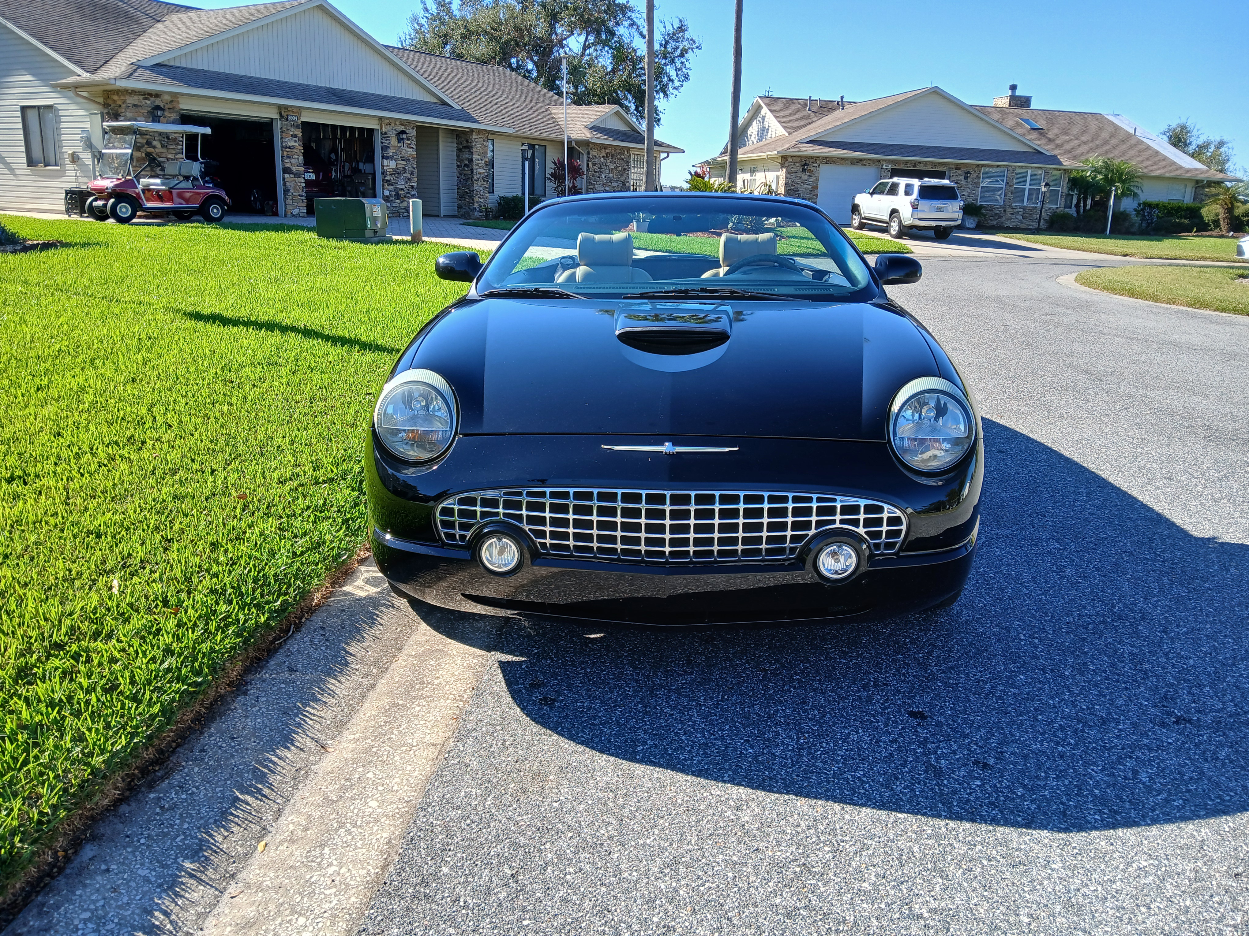 Used 2004 Ford Thunderbird RWD image 4