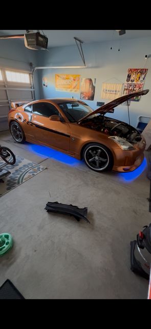 Used 2004 Nissan 350Z Performance w/ Cargo Convenience Pkg RWD image 20