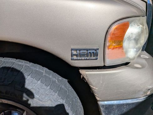 Used 2005 Dodge Ram 1500 Truck SLT w/ Trailer Tow Group image 2