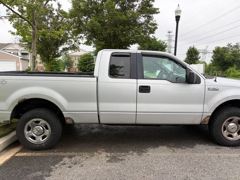 Used 2006 Ford F150 FX4 AWD/4WD image 2