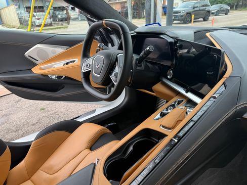 Used 2025 Chevrolet Corvette Stingray Premium Cpe w/ 3LT image 10