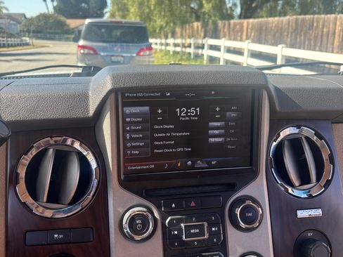 Used 2013 Ford F250 Lariat w/ Lariat Ultimate Pkg image 15