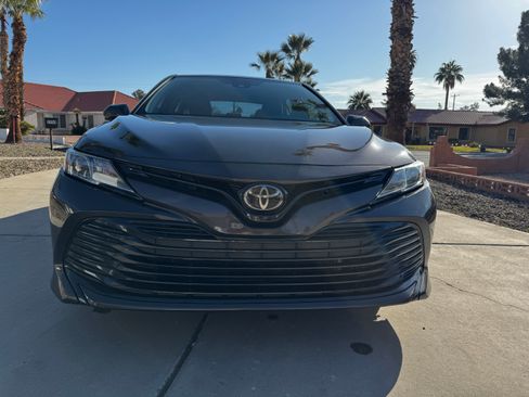 Used 2019 Toyota Camry LE image 8