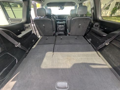 Used 2022 Jeep Wagoneer Series II w/ Rear Seat Video Group 1 AWD/4WD image 16