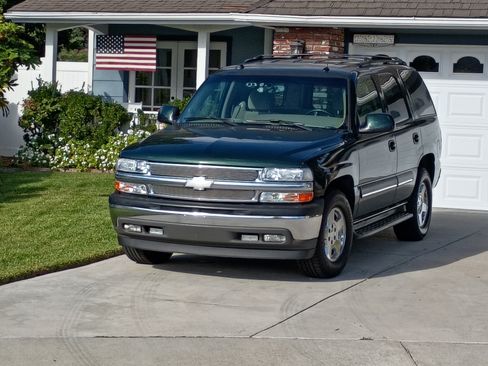 Used 2004 Chevrolet Tahoe LS w/ Safe And Secure Package image 1