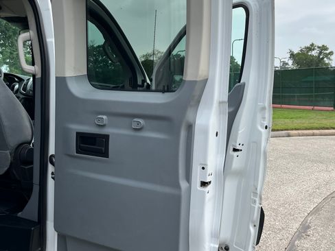 Used 2016 Ford Transit 350 XLT RWD image 22