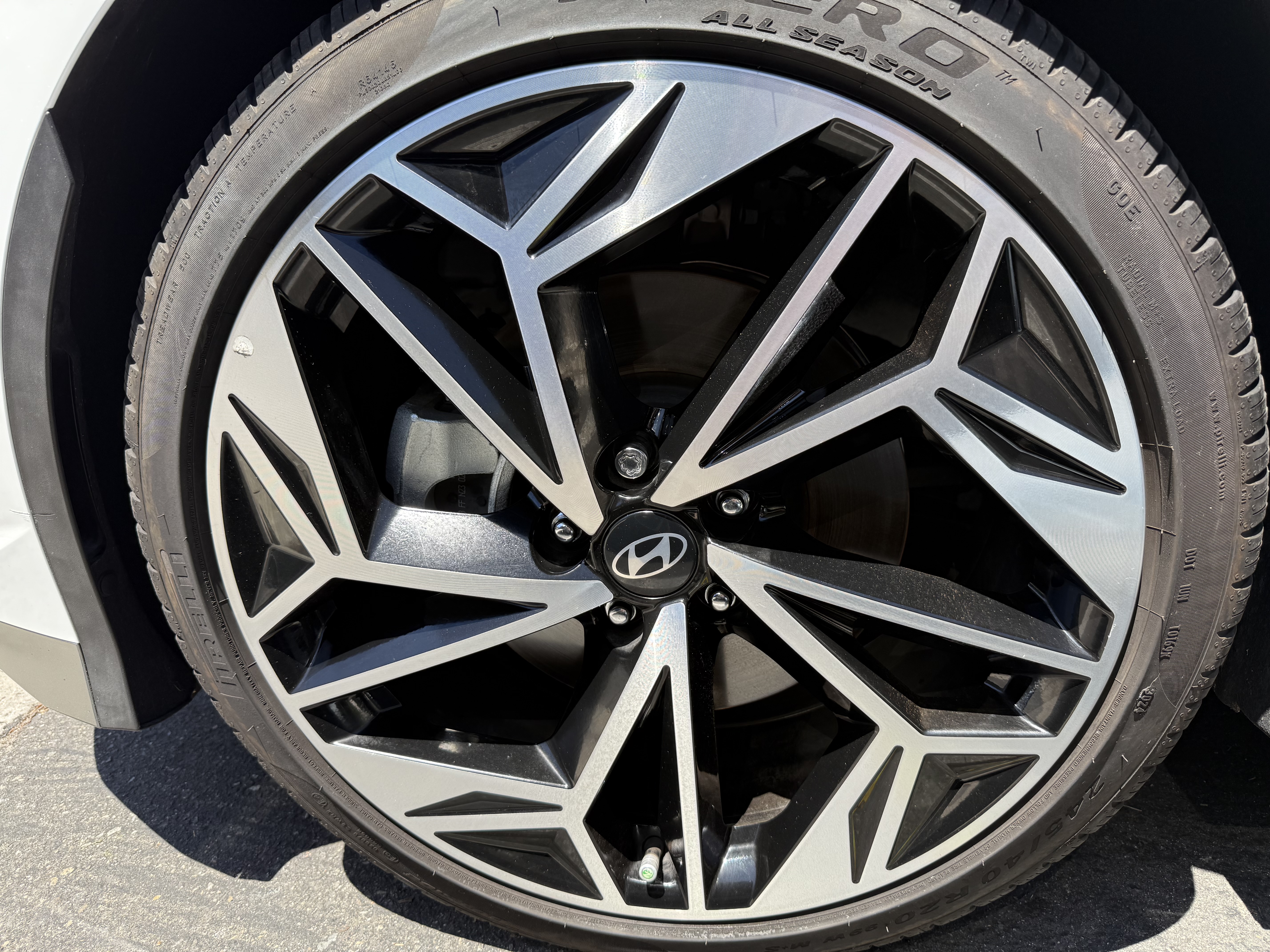 Used 2023 Hyundai Ioniq 6 SEL RWD image 18