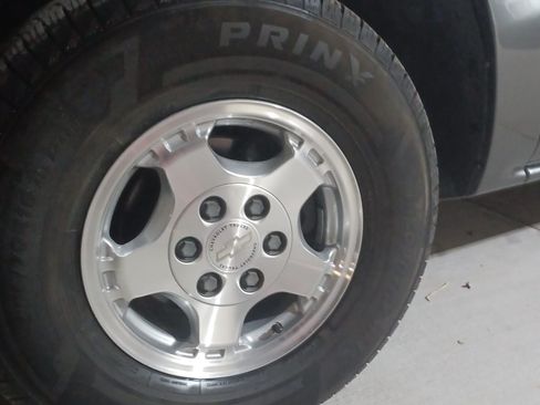 Used 2001 Chevrolet Silverado 1500 LS RWD image 13