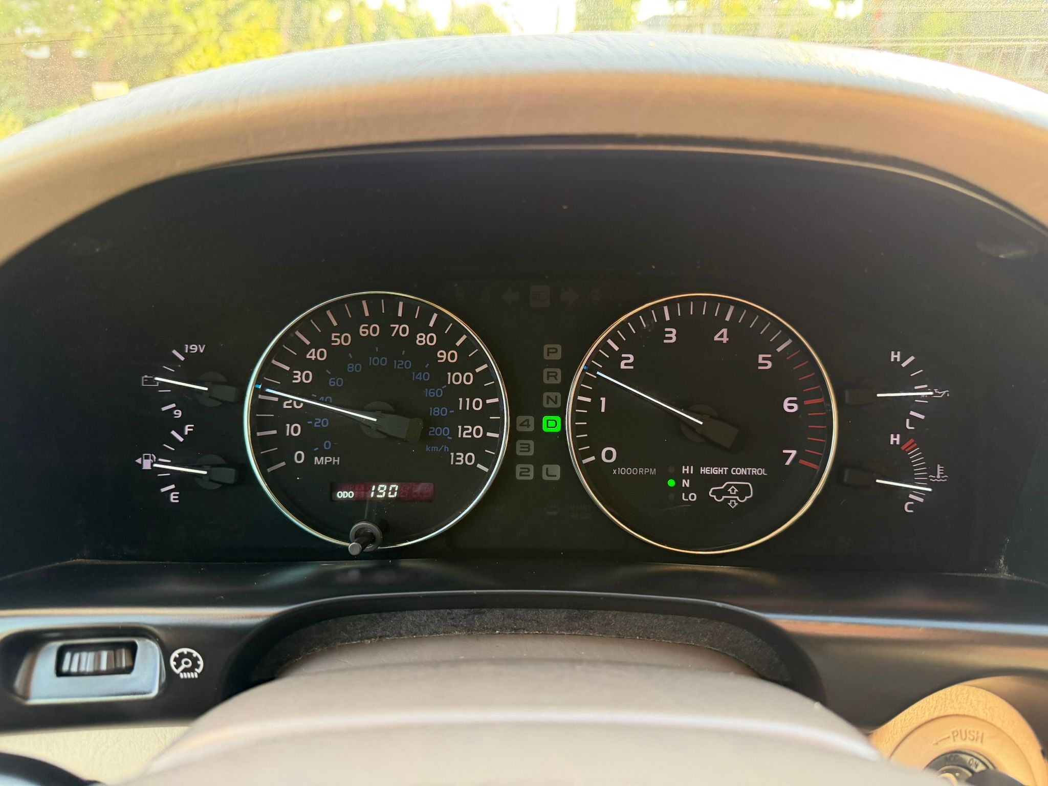 Used 2004 Lexus LX 470 4WD image 19
