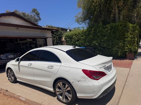 Used 2019 Mercedes-Benz CLA 250 image 4