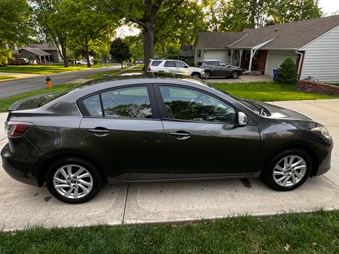 Used 2013 MAZDA MAZDA3 i Grand Touring FWD image 8