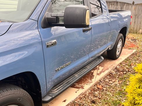 Used 2019 Toyota Tundra SR5 image 6