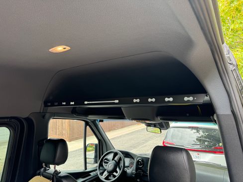 Used 2024 Mercedes-Benz Sprinter 2500 image 12