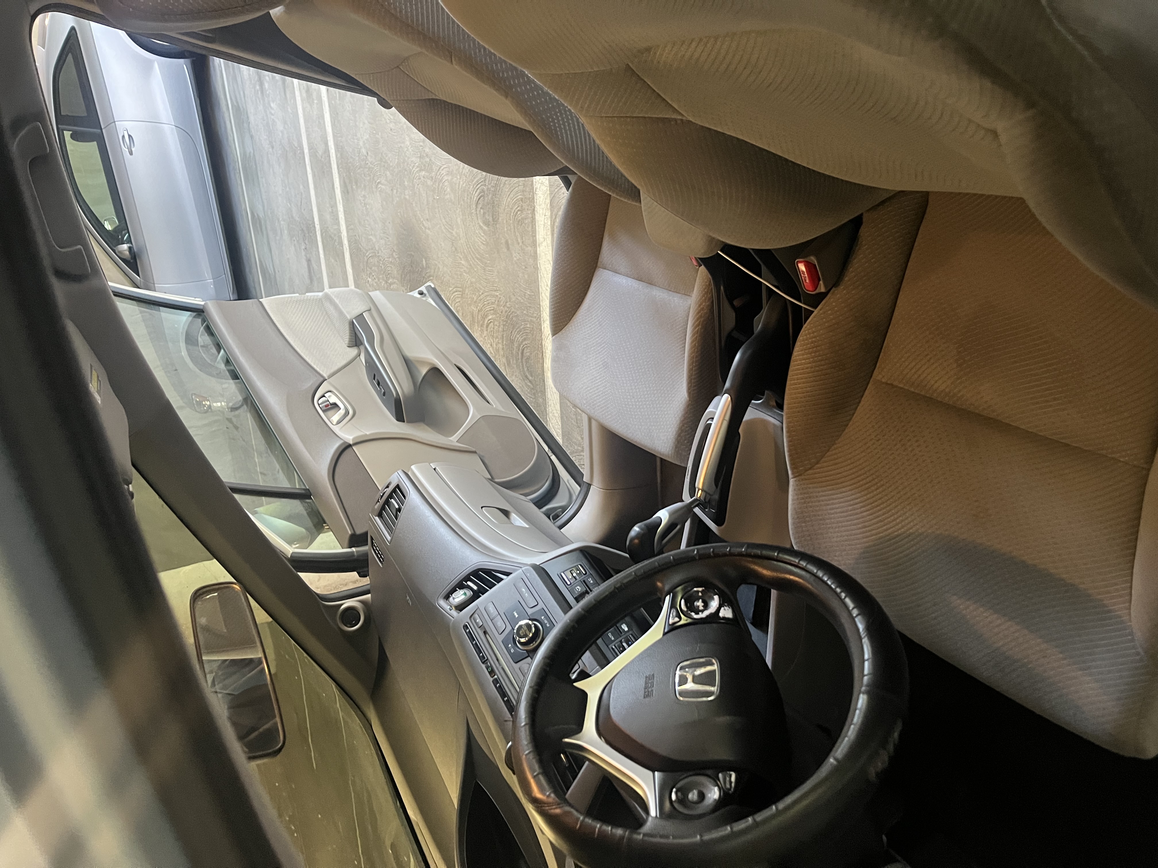 Used 2012 Honda Civic Hybrid Sedan image 9