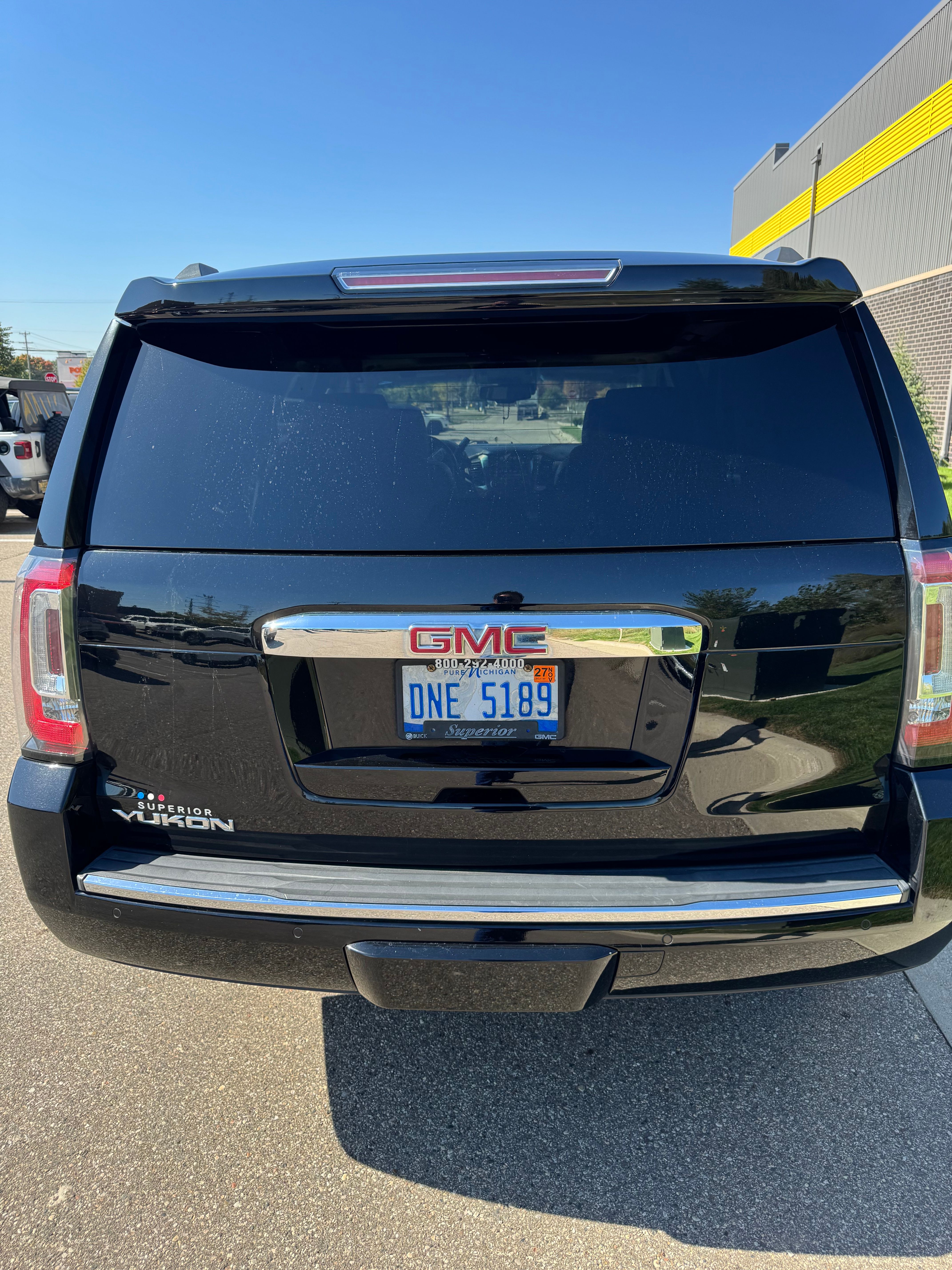 Used 2018 GMC Yukon Denali w/ Denali Ultimate Package AWD/4WD image 5