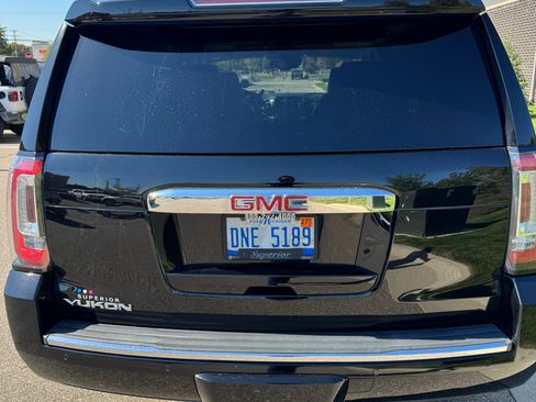 Used 2018 GMC Yukon Denali w/ Denali Ultimate Package image 5