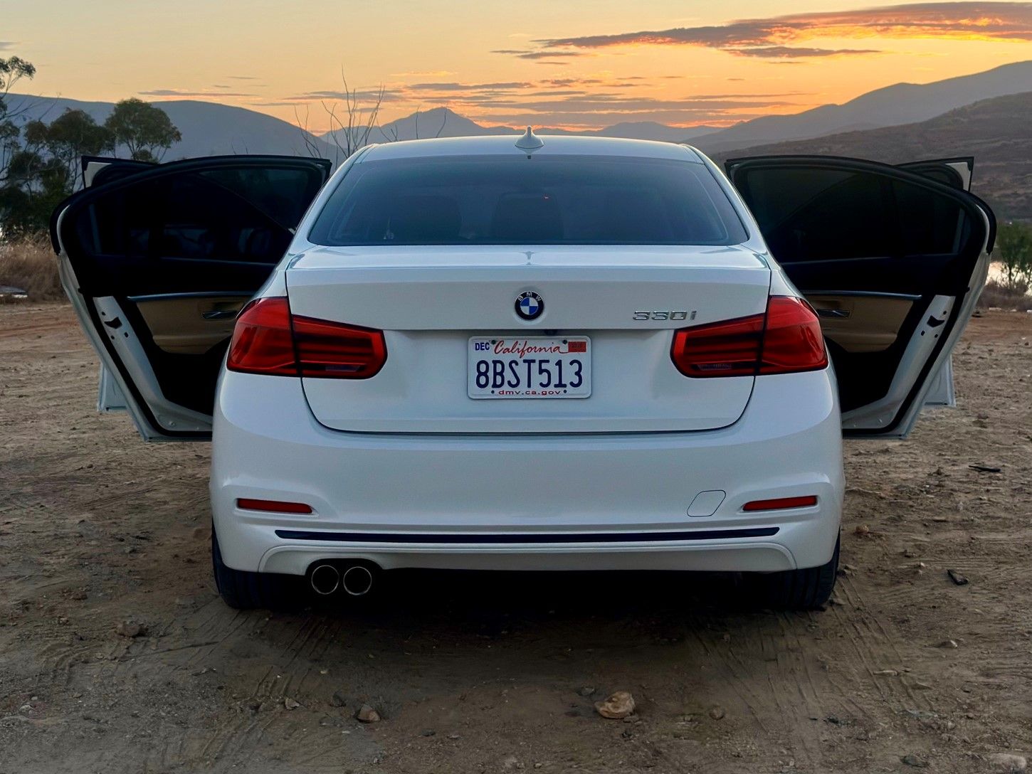 Used 2018 BMW 330i Sedan RWD image 10