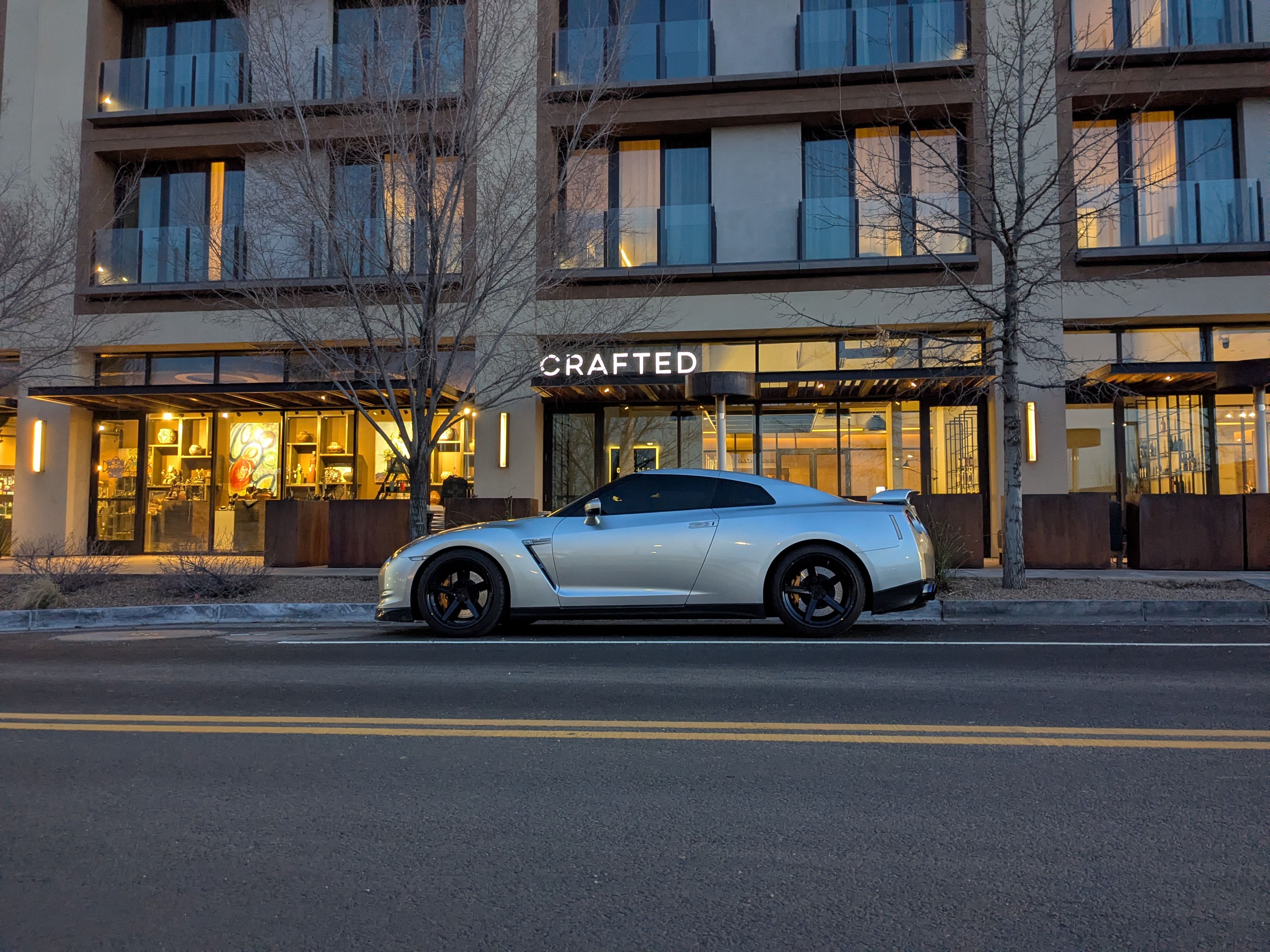 Used 2009 Nissan GT-R Premium AWD/4WD image 2