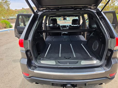 Used 2014 Jeep Grand Cherokee Limited w/ Trailer Tow Group IV RWD image 19