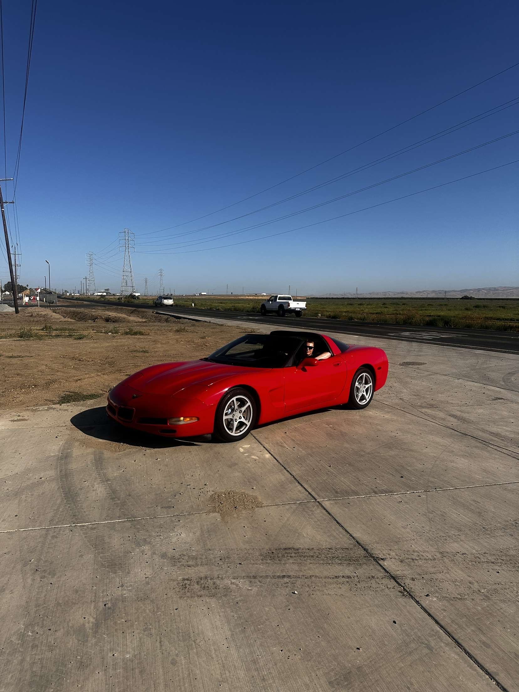 Used 2000 Chevrolet Corvette Coupe w/ Memory Pkg RWD image 4